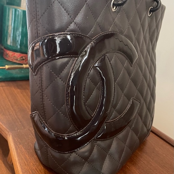 CHANEL Cambon Ligne Tote Bag - Picture 5 of 17